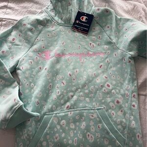 Girls champion hoodie nwt